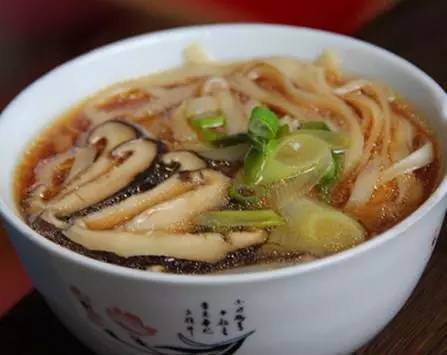 【组图】不想做饭的日子，就来碗香喷喷的汤面，轻松搞定！|宝贝便当