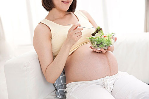 j2开奖直播:【j2开奖】育儿大师|怀孕了，敞开肚皮吃真的好吗？