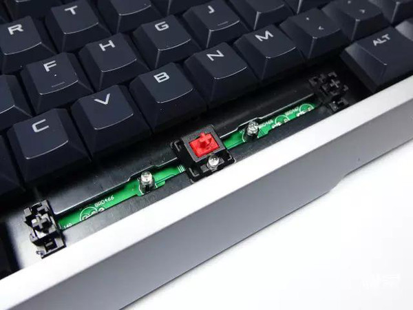 本港台直播:【j2开奖】任性帅离谱快！Cherry MXBoard6.0 上手体验！