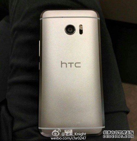 HTC 10真机曝光 下巴完美了这颜值给几分?