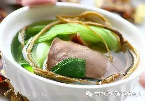 j2开奖直播:【j2开奖】要看BB牙齿颗数添加辅食~