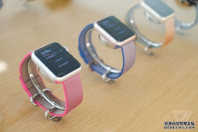 更薄机身，Apple Watch 2 两个月后发布？