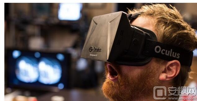 虚拟现实(Virtual Reality)技术在过去几年发展迅猛,不少厂商都已经着手推出市场化的商品,Oculus制作的Oculus Rift就当属其中佼佼者。在不少玩家看来,成熟的VR技术将进一步提高游戏体验。但在不久前接受采访时,Oculus副总裁Nate Mitchell却看低了游戏产业的重要性,直言电影才会成为VR技术的支柱。