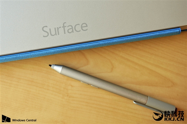 在平板电脑出货量前五强中，没有微软的身影，这是正常的，IDC认为微软的Surface平板固然销量不错，但还有继续努力的空间，因为它在数量级上与iPad相差甚远。