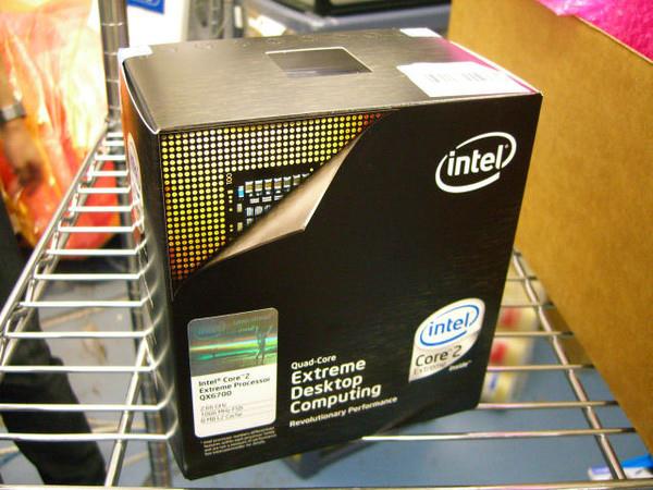 被超越的一代王者：Pentium 4 Extreme Edition 3.46GHz（售价999美元）