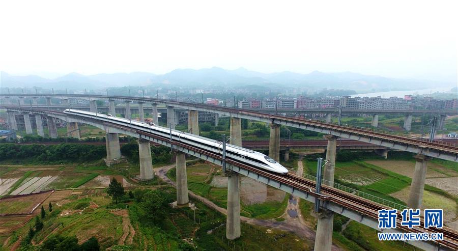 全国铁路5月15日零时起实行新列车运行图