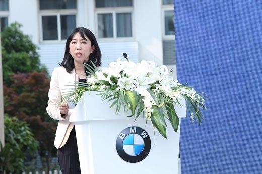 BMW售后英才教育项目十周年庆典嘉宾合影