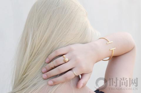 Jolie &Deen-Small Marble Arrow Cuff ￥178