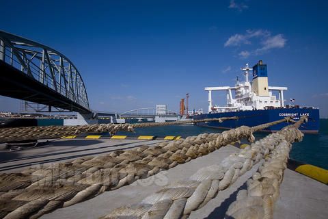 夏晨发：5.23原油沥青晚间操作建议