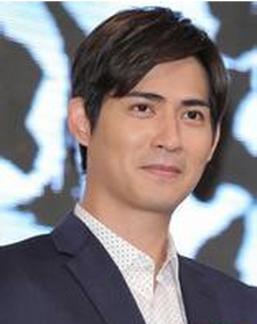 周渝民(Vic Chou)，1981年6月9日出生于中国台湾的男演员、歌手，F4组合成员。[1] 2001年，凭借在偶像剧《流星花园》饰演花泽类而崭露头角。[2-3] 2009年，在电视剧《痞子英雄》中成功饰演陈在天并凭借这部作品入围了第44届台湾电视金钟奖最佳男主角。自2008年主演了电影《蝴蝶飞》之后，周渝民开始走上大荧幕，2011年凭借影片《爱你一万年》获得大阪亚洲电影节最受观众欢迎大奖 。