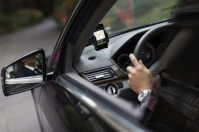 Uber、滴滴等网络约车平台以其方便快捷、价格低廉等特点，迅速吸引了众多用户。但是，打车平台的一些弊端也在逐渐暴露——安全问题成为公众关注的焦点。