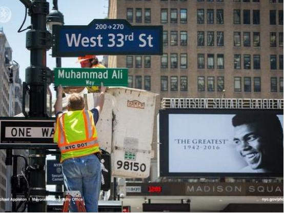 纽约临时改街名为阿里路以纪念拳王阿里
