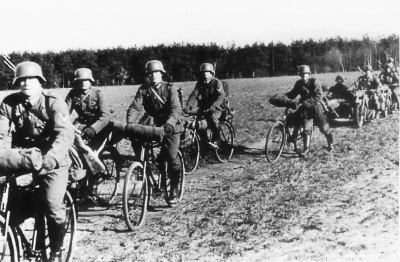 “二战”中德军自行车部队