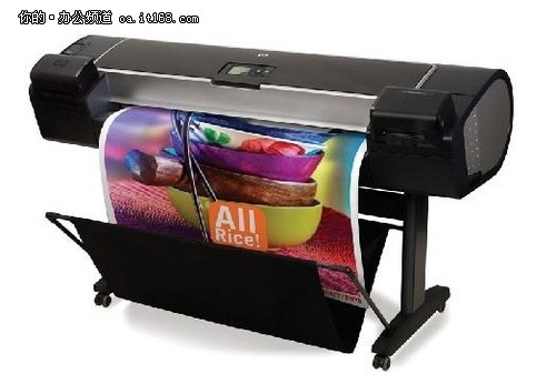 HP DesignJet Z5200大幅面打印机采用惠普先进的数字印刷技术，流水线轻松实现打印任务。创新的惠普即时打印程序(HP Instant printing Pro)解决方案借助快速、简单的文件准备和自动嵌套、预览、定位和剪裁标记，大大简化并加快了整个打印工作流程。用户无须花时间等待应用程序的启动，直接连接打印机功能即可完成大幅面文档打印任务，让大幅面输出和办公打印一样快捷。