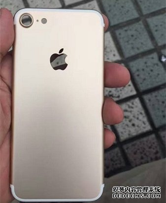 挑战你审美！土豪金版iPhone7后壳曝光 