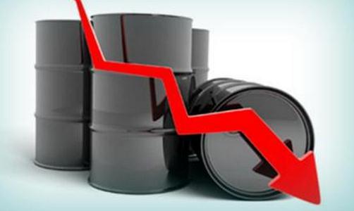 基本面堪忧，油价前景并不明朗，油价上行压力凸显，由于本周无重要数据公布，本周油价或将持续疲软，且油价短期震荡或令长期投资者对做多油价望而却步。