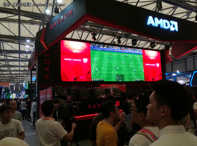 ChinaJoy2016 AMD展台人气火爆 FPL甲级联赛上演巅峰对决