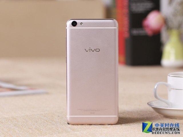 怎么拍都闪耀 vivo X7官网报价2498元 