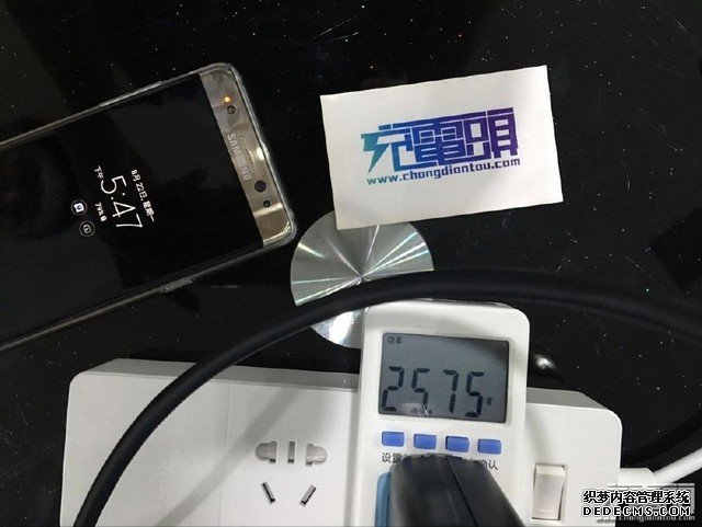 功率很暴力 8890版三星Note7支持PD快充 