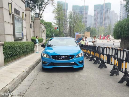 先来一组沃尔沃S60 Polestar的高清实拍图