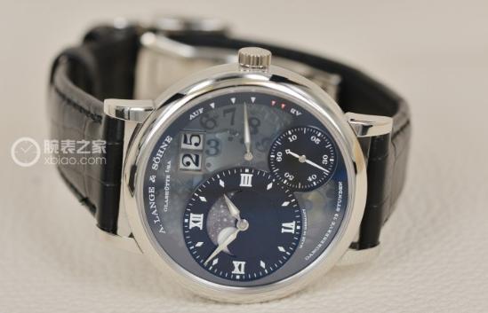 从未有一款表 让我如此期待夜晚 朗格Grand Lange 1 Moonphase “Lumen”