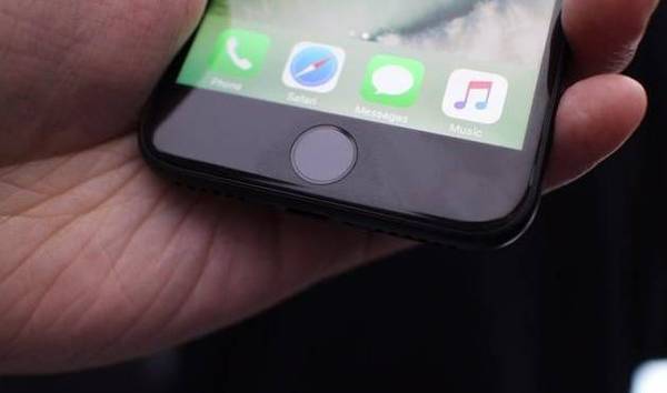 码报:【j2开奖】这就是你期待的iPhone7，不合心意，但手还是要剁