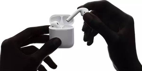 开奖直播现场:【j2开奖】苹果出了蓝牙耳机 AirPods，但蓝牙耳机真的卖得好吗？