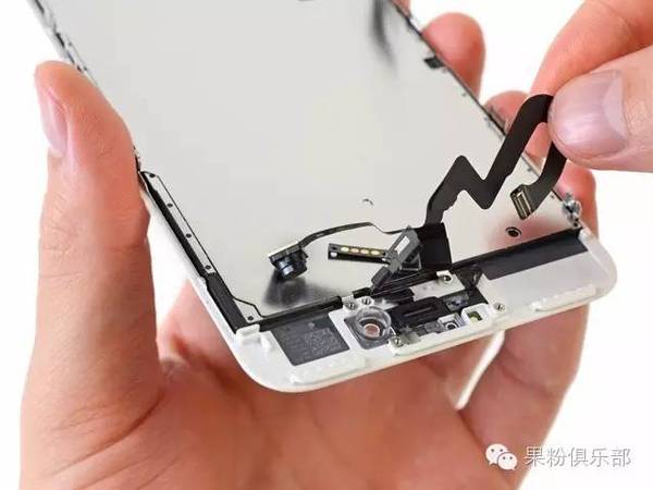 码报:【j2开奖】iPhone 7 Plus完全拆解，内部细节一次看清楚