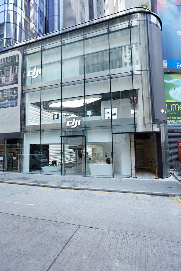 码报:【j2开奖】大疆在香港开了全球第三家旗舰店,它想成为粉丝的“朝圣”地