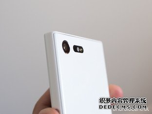 评索尼Xperia X Compact:尺寸…很重要? 