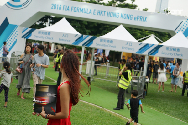 码报:【j2开奖】亲历 Formula E 香港揭幕战：光是探讨技术，那你还不懂电动版 F1 的精髓