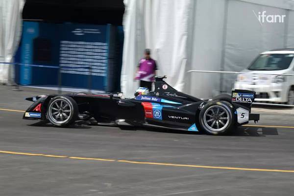 码报:【j2开奖】亲历 Formula E 香港揭幕战：光是探讨技术，那你还不懂电动版 F1 的精髓