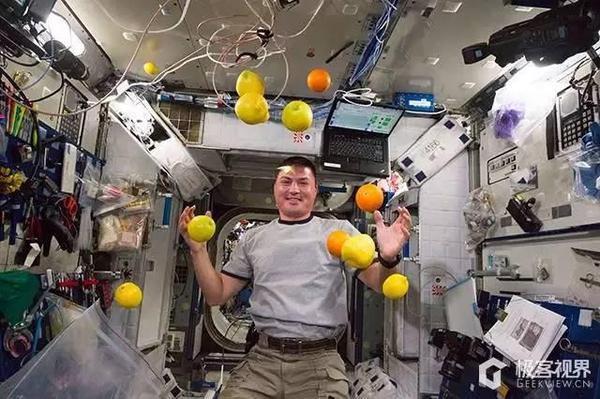 【j2开奖】神舟十一号发射成功，为你揭秘宇航员的太空生活