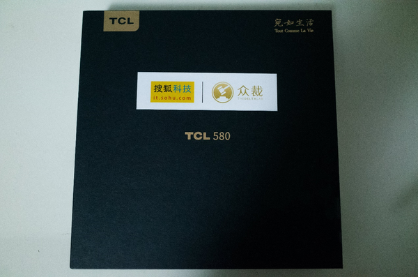 【j2开奖】众裁体验：矛盾的务实派——TCL 580商务手机评测