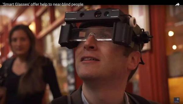 【组图】牛津学霸让2.5亿盲人获光明，获谷歌影响力大奖