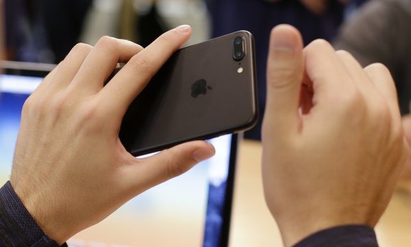 报码:【j2开奖】苹果推送iOS10.1 iPhone7Plus终于能虚化背景了！