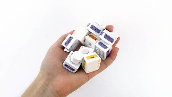 【j2开奖】这些魔幻小方块，可以控制你身边的智能用品。