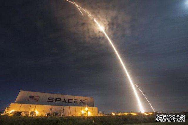SpaceX公布爆炸原因：年底重启发射业务 