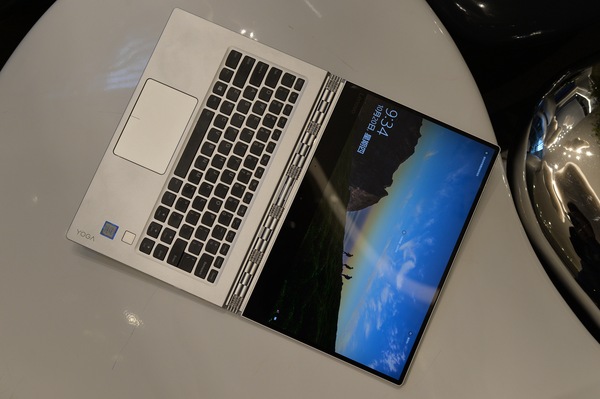 wzatv:【j2开奖】联想YOGA910开箱图赏：7代i7，内外兼修