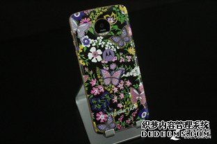 别看花眼 这个设计师让Moto Z颜值爆表 