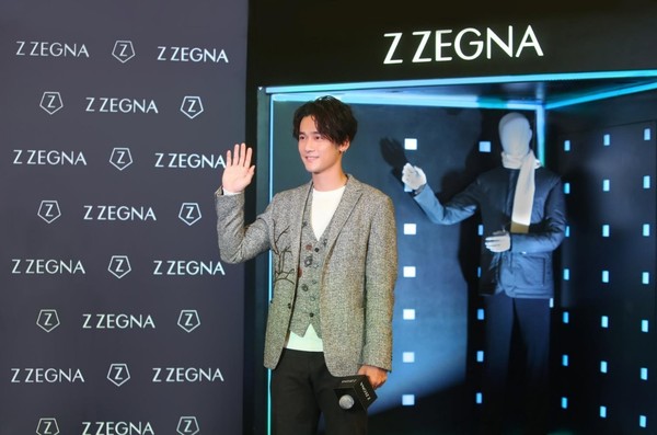 码报:【j2开奖】入冬了，公司后勤果酱给加班的员工买了套 Z ZEGNA