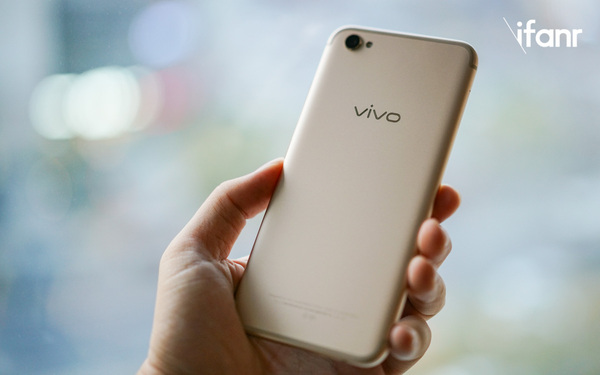 【j2开奖】vivo X9 体验：当前置摄像头也要玩“刀锐奶化”……