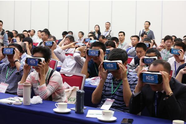 【j2开奖】微视酷VR课堂首秀中国教育装备展