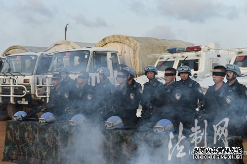 利比里亚维和警队：实战练精兵