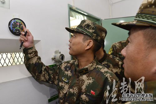 广东边防总队机动支队召开军械装备正规化管理观摩会