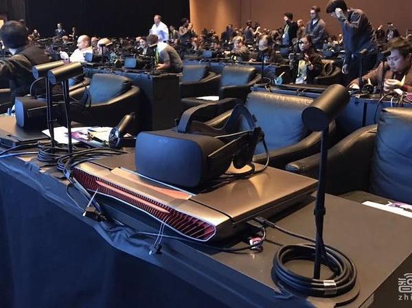 wzatv:【j2开奖】沙发软席配250套Oculus 英特尔这场发布秀足了肌肉