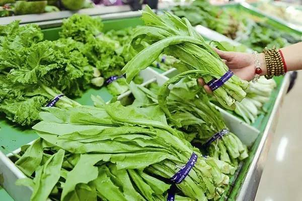 报码:【j2开奖】辟谣了！胶带捆绑的蔬菜，真的“甲醛超标”、能“致癌”？