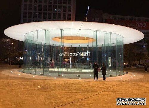 网友大晒昆明Apple直营店 就这矮胖模样果粉表示很无语