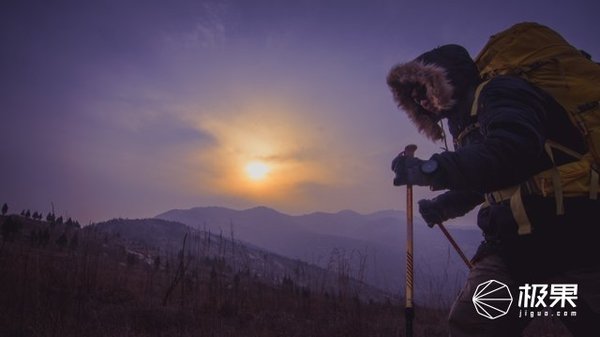 报码:【j2开奖】狂人亲测颂拓首款彩屏腕表，80种运动模式玩转户外