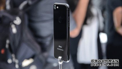  安卓和iPhone相比到底差在哪儿？老外这么说